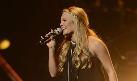 American-Idol-top-20-Janelle-arthur-sings