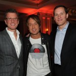 Keith Urban poses with FOX executives at FOX