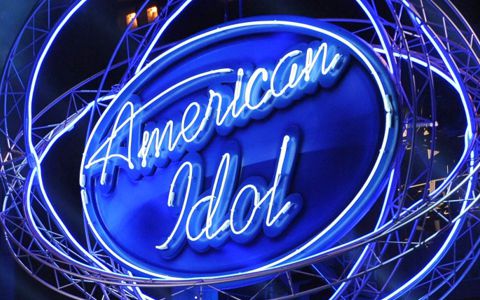American Idol stage sign