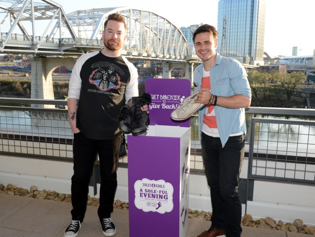 David Cook and Kris Allen donate their shoes for Soles4Souls at the Barefoot Wine & Bubbly sponsored charity concert