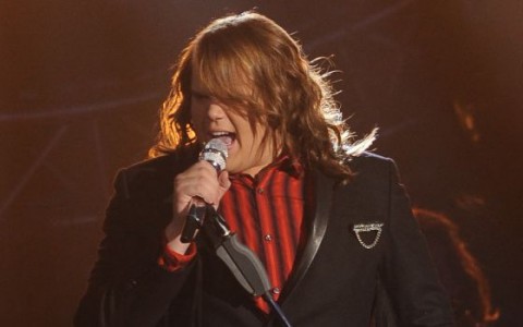 Caleb Johnson performs on American Idol 2014