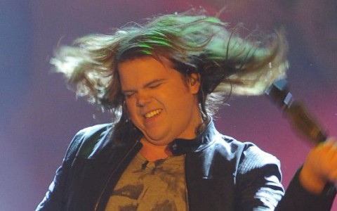 Caleb Johnson gets wild on American Idol 2014