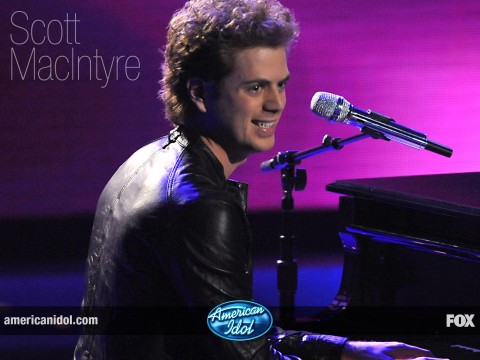 American Idol 8 finalist Scott MacIntyre (FOX) 