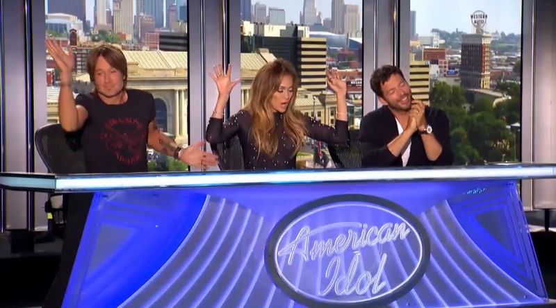 American Idol 2015 Judges celebrate a great audition