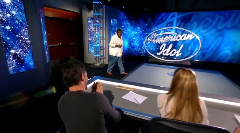 Idol Hopeful sings to JLo for his audition