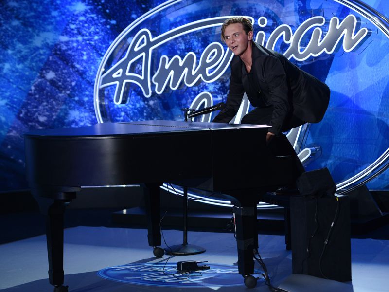 Jacob Tolliver performs  on American Idol 2015