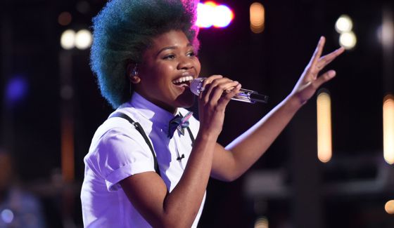 Tyanna Jones performs on American Idol