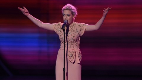 Jenn Blosil American Idol 2016 performance (FOX)