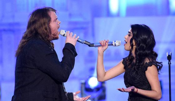Sonika Vaid & Caleb Johnson duet on American Idol