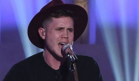 Trent Harmon sings on Idol's Top 24