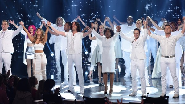 American Idol 2016 Finale (1)
